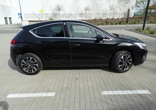 Citroen DS4 cena 45000 przebieg: 155300, rok produkcji 2017 z Góra małe 781